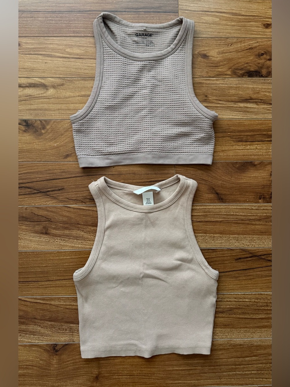 Bundle of 2 Neutral Beige Crop Tops - Garage & H&M - Size XS/TP
